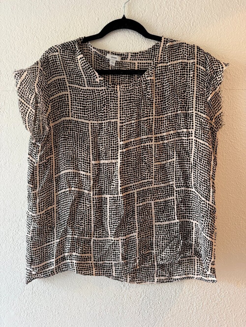 Vince 100% Silk Dotted Grid Blouse Frayed Edge Short Sleeve Small